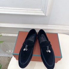 Loro Piana 乐悠翩雅 代购级别⚠️2026春夏新品 经典锁扣复古老钱风乐福鞋 ————————— LP是意大利 Loro Piana 乐悠翩雅 代购级别⚠️2026春夏新品 经典锁扣复古老钱风乐福鞋 ————————— LP是意大利