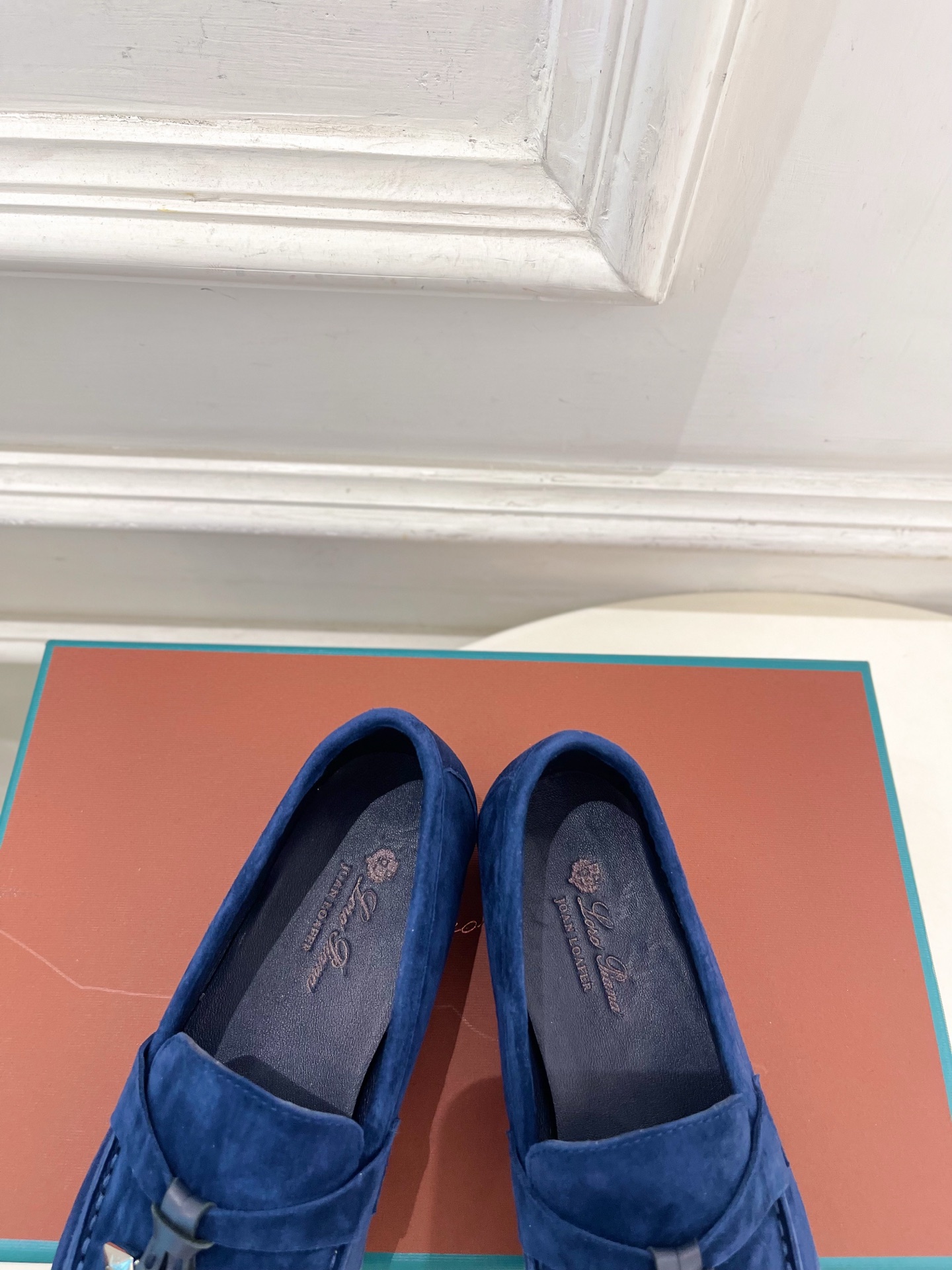 Loro Piana 乐悠翩雅 代购级别⚠️2026春夏新品 经典锁扣复古老钱风乐福鞋 ————————— LP是意大利 Loro Piana 乐悠翩雅 代购级别⚠️2026春夏新品 经典锁扣复古老钱风乐福鞋 ————————— LP是意大利