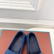 Loro Piana 乐悠翩雅 代购级别⚠️2026春夏新品 经典锁扣复古老钱风乐福鞋 ————————— LP是意大利 Loro Piana 乐悠翩雅 代购级别⚠️2026春夏新品 经典锁扣复古老钱风乐福鞋 ————————— LP是意大利
