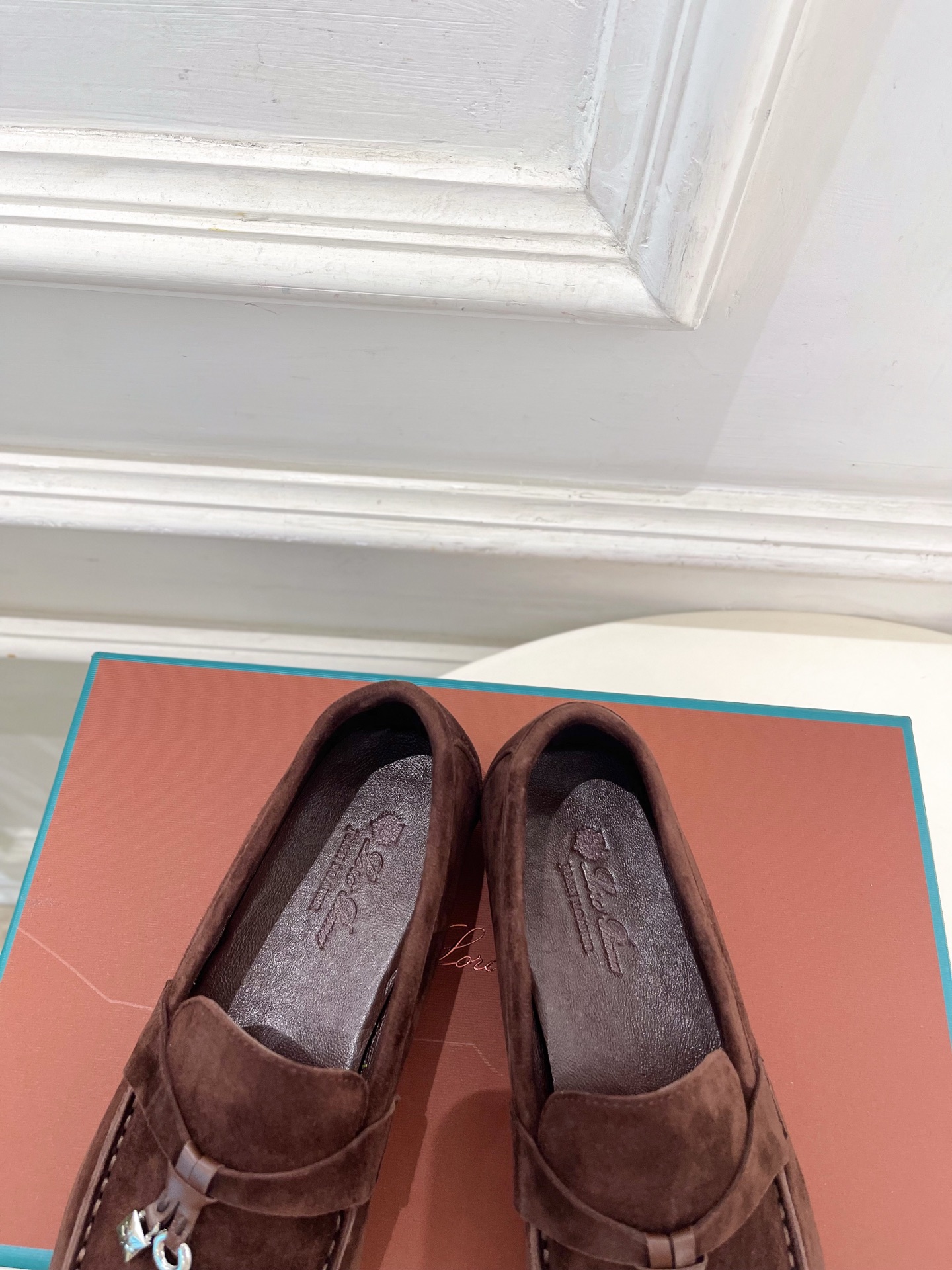 Loro Piana 乐悠翩雅 代购级别⚠️2026春夏新品 经典锁扣复古老钱风乐福鞋 ————————— LP是意大利 Loro Piana 乐悠翩雅 代购级别⚠️2026春夏新品 经典锁扣复古老钱风乐福鞋 ————————— LP是意大利