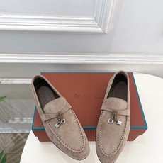 Loro Piana 乐悠翩雅 代购级别⚠️2026春夏新品 经典锁扣复古老钱风乐福鞋 ————————— LP是意大利 Loro Piana 乐悠翩雅 代购级别⚠️2026春夏新品 经典锁扣复古老钱风乐福鞋 ————————— LP是意大利