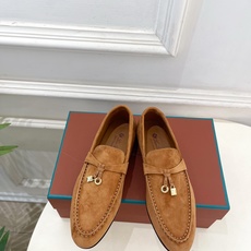 Loro Piana 乐悠翩雅 代购级别⚠️2026春夏新品 经典锁扣复古老钱风乐福鞋 ————————— LP是意大利 Loro Piana 乐悠翩雅 代购级别⚠️2026春夏新品 经典锁扣复古老钱风乐福鞋 ————————— LP是意大利