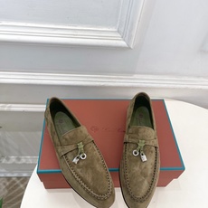 Loro Piana 乐悠翩雅 代购级别⚠️2026春夏新品 经典锁扣复古老钱风乐福鞋 ————————— LP是意大利 Loro Piana 乐悠翩雅 代购级别⚠️2026春夏新品 经典锁扣复古老钱风乐福鞋 ————————— LP是意大利