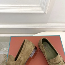 Loro Piana 乐悠翩雅 代购级别⚠️2026春夏新品 经典锁扣复古老钱风乐福鞋 ————————— LP是意大利 Loro Piana 乐悠翩雅 代购级别⚠️2026春夏新品 经典锁扣复古老钱风乐福鞋 ————————— LP是意大利