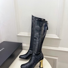 𝐂𝐇𝐀𝐍𝐄𝐋 | 小香 26𝐬𝐬 🦋2026 秋冬新品 专柜经典走秀款 小香双C拼色方头金属高跟长靴 系列上新〰 𝐂𝐇𝐀𝐍𝐄𝐋 | 小香 26𝐬𝐬 🦋2026 秋冬新品 专柜经典走秀款 小香双C拼色方头金属高跟长靴 系列上新〰