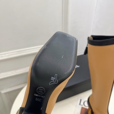 𝐂𝐇𝐀𝐍𝐄𝐋 | 小香 26𝐬𝐬 🦋2026 秋冬新品 专柜经典走秀款 小香双C拼色方头金属高跟长靴 系列上新〰 𝐂𝐇𝐀𝐍𝐄𝐋 | 小香 26𝐬𝐬 🦋2026 秋冬新品 专柜经典走秀款 小香双C拼色方头金属高跟长靴 系列上新〰