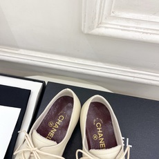 𝐂𝐇𝐀𝐍𝐄𝐋 | 小香 26𝐬𝐬 🦋2026 春夏新品 专柜经典走秀款 小香双C拼色系带粗跟小皮鞋 系列上新〰 𝐂𝐇𝐀𝐍𝐄𝐋 | 小香 26𝐬𝐬 🦋2026 春夏新品 专柜经典走秀款 小香双C拼色系带粗跟小皮鞋 系列上新〰