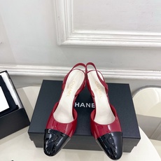 𝐂𝐇𝐀𝐍𝐄𝐋 | 小香 26𝐬𝐬 🦋2026 春夏新品 专柜经典走秀款 小香双C拼色苹果跟后空高跟凉鞋 系列上新 𝐂𝐇𝐀𝐍𝐄𝐋 | 小香 26𝐬𝐬 🦋2026 春夏新品 专柜经典走秀款 小香双C拼色苹果跟后空高跟凉鞋 系列上新