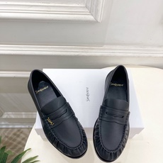 SAIN*LAURENT 圣罗兰 26𝐬𝐬 ☘️2026春夏新品YSL褶皱情侣款乐福鞋 上新☑️ ———————— SAIN*LAURENT 圣罗兰 26𝐬𝐬 ☘️2026春夏新品YSL褶皱情侣款乐福鞋 上新☑️ ————————