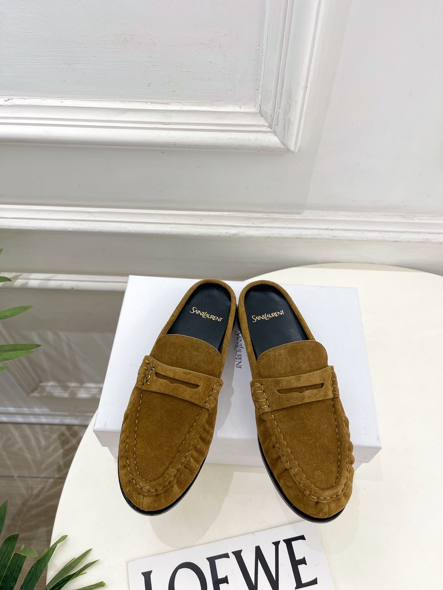SAIN*LAURENT  圣罗兰  26𝐬𝐬  ☘️2026春夏新品YSL褶皱情侣款乐福半拖鞋 上新☑️ ——————