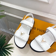 LV | 路易威登 26𝐬𝐬 🧡💚2026春夏新品 顶级版本‼️原版一致 专柜主打最新款 MARE系列LV字母扣 LV | 路易威登 26𝐬𝐬 🧡💚2026春夏新品 顶级版本‼️原版一致 专柜主打最新款 MARE系列LV字母扣