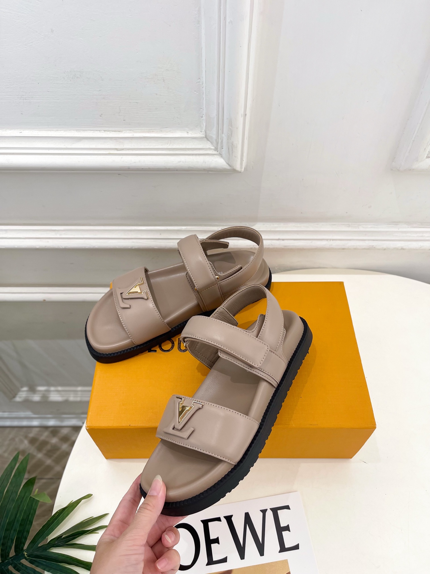 LV | 路易威登 26𝐬𝐬 🧡💚2026春夏新品 顶级版本‼️原版一致 专柜主打最新款 MARE系列LV字母扣 LV | 路易威登 26𝐬𝐬 🧡💚2026春夏新品 顶级版本‼️原版一致 专柜主打最新款 MARE系列LV字母扣
