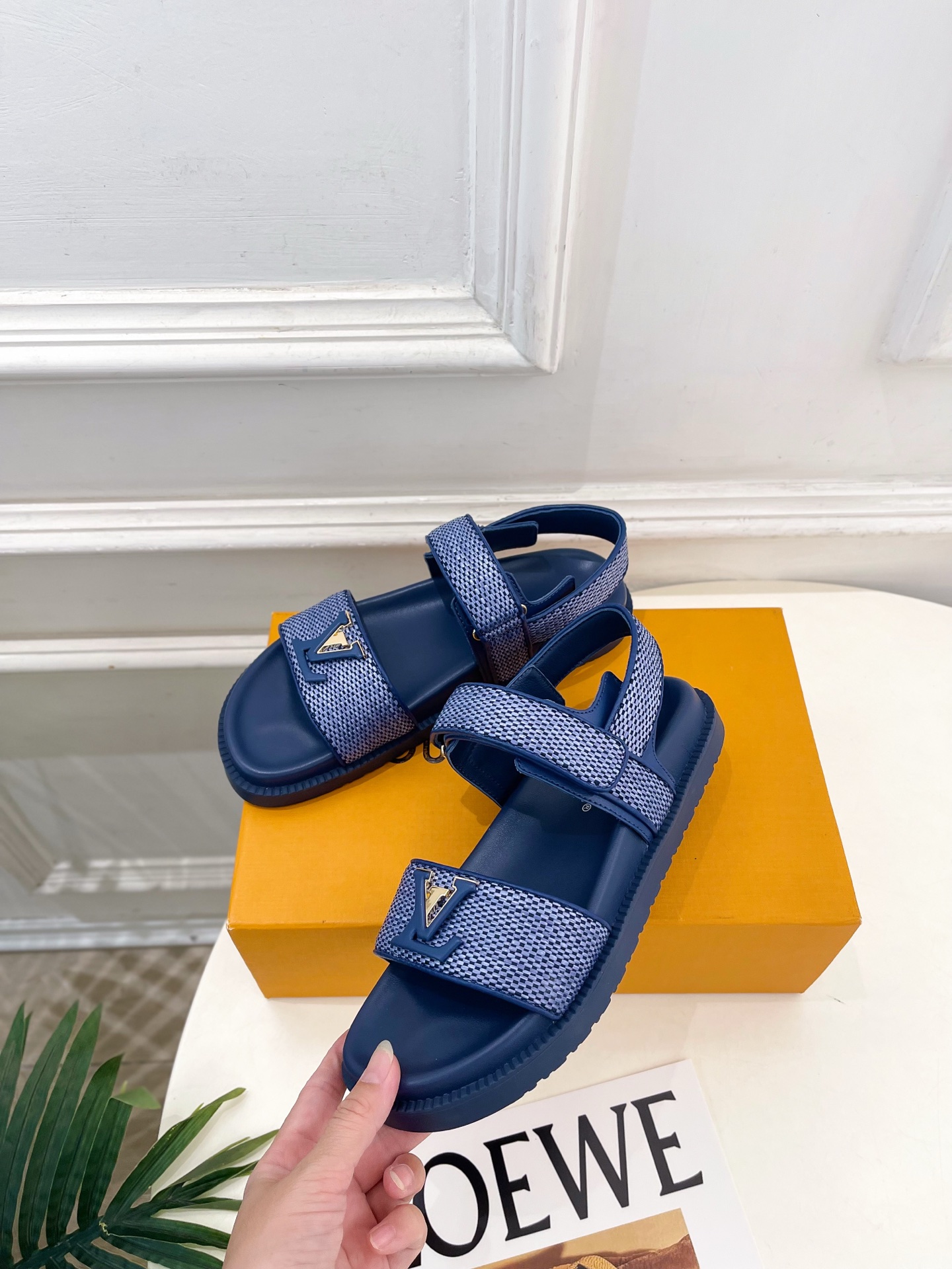LV | 路易威登 26𝐬𝐬 🧡💚2026春夏新品 顶级版本‼️原版一致 专柜主打最新款 MARE系列LV字母扣 LV | 路易威登 26𝐬𝐬 🧡💚2026春夏新品 顶级版本‼️原版一致 专柜主打最新款 MARE系列LV字母扣