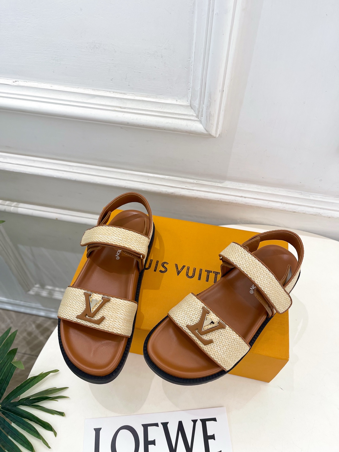LV | 路易威登 26𝐬𝐬 🧡💚2026春夏新品 顶级版本‼️原版一致 专柜主打最新款 MARE系列LV字母扣 LV | 路易威登 26𝐬𝐬 🧡💚2026春夏新品 顶级版本‼️原版一致 专柜主打最新款 MARE系列LV字母扣