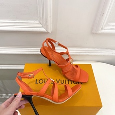 LV | 路易威登 26𝐬𝐬 🧡💚2026 春夏新款 顶级版本‼️原版一致 专柜主打最新款 经典LV金属圆扣罗马高 LV | 路易威登 26𝐬𝐬 🧡💚2026 春夏新款 顶级版本‼️原版一致 专柜主打最新款 经典LV金属圆扣罗马高
