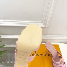LV | 路易威登 26𝐬𝐬 🧡💚2026 春夏新款 顶级版本‼️原版一致 专柜主打最新款 经典LV金属圆扣罗马高 LV | 路易威登 26𝐬𝐬 🧡💚2026 春夏新款 顶级版本‼️原版一致 专柜主打最新款 经典LV金属圆扣罗马高