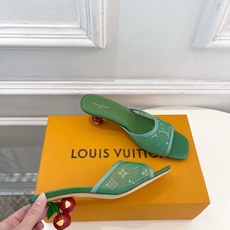 LV | 路易威登 26𝐬𝐬 🧡💚2026 春夏新款 顶级版本‼️原版一致 专柜主打最新款 经典LV 网纱水钻🍒樱 LV | 路易威登 26𝐬𝐬 🧡💚2026 春夏新款 顶级版本‼️原版一致 专柜主打最新款 经典LV 网纱水钻🍒樱