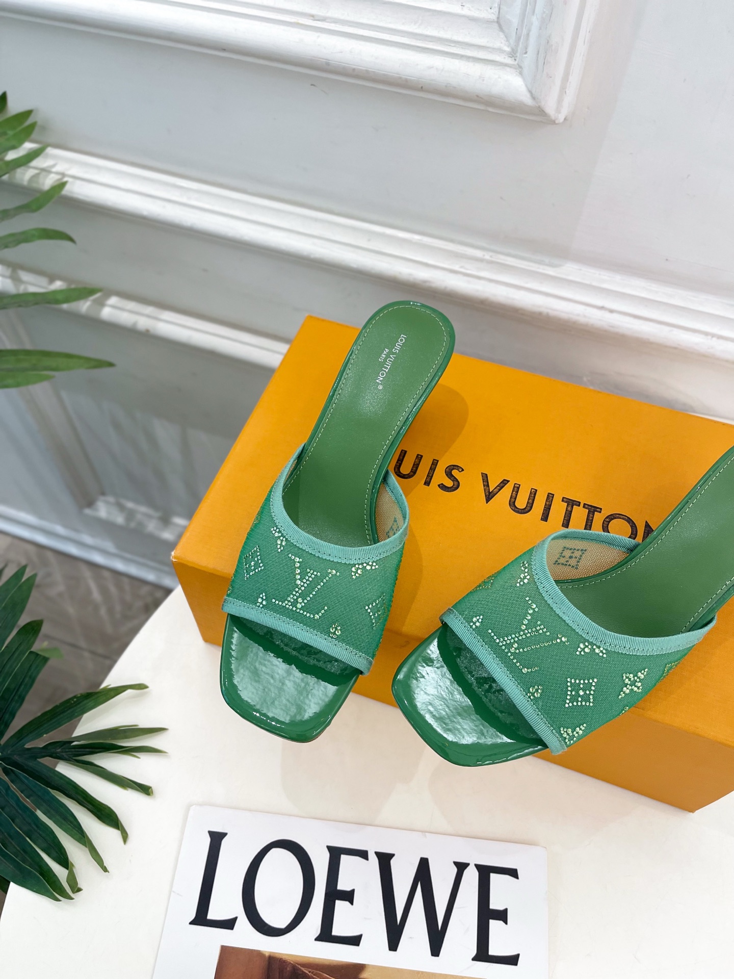 LV | 路易威登 26𝐬𝐬 🧡💚2026 春夏新款 顶级版本‼️原版一致 专柜主打最新款 经典LV 网纱水钻🍒樱 LV | 路易威登 26𝐬𝐬 🧡💚2026 春夏新款 顶级版本‼️原版一致 专柜主打最新款 经典LV 网纱水钻🍒樱
