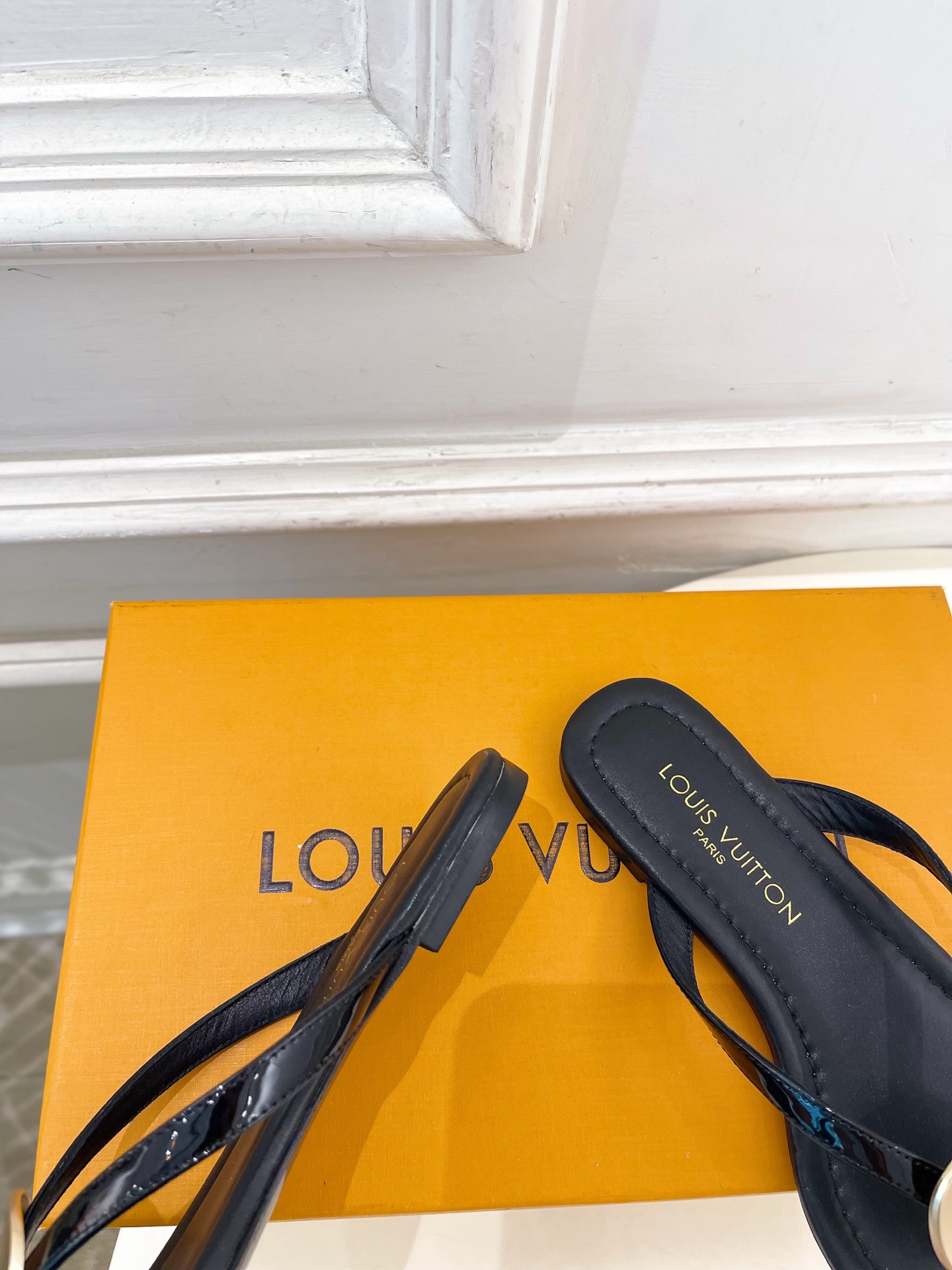 LV  | 路易威登  26𝐬𝐬  🧡💚2026 春夏新款 顶级版本‼️原版一致 专柜主打最新款 经典LV 金属扣夹脚平
