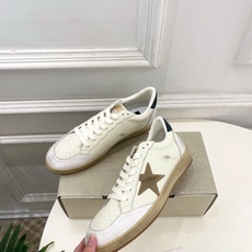 Golden Goose 2026秋冬新品 经典星星做旧情侣款休闲脏脏鞋—————— GGDB作为这两年最受欢迎的设计 Golden Goose 2026秋冬新品 经典星星做旧情侣款休闲脏脏鞋—————— GGDB作为这两年最受欢迎的设计
