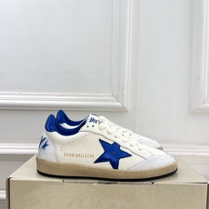 Golden Goose 2026秋冬新品 经典星星做旧情侣款休闲脏脏鞋—————— GGDB作为这两年最受欢迎的设计 Golden Goose 2026秋冬新品 经典星星做旧情侣款休闲脏脏鞋—————— GGDB作为这两年最受欢迎的设计