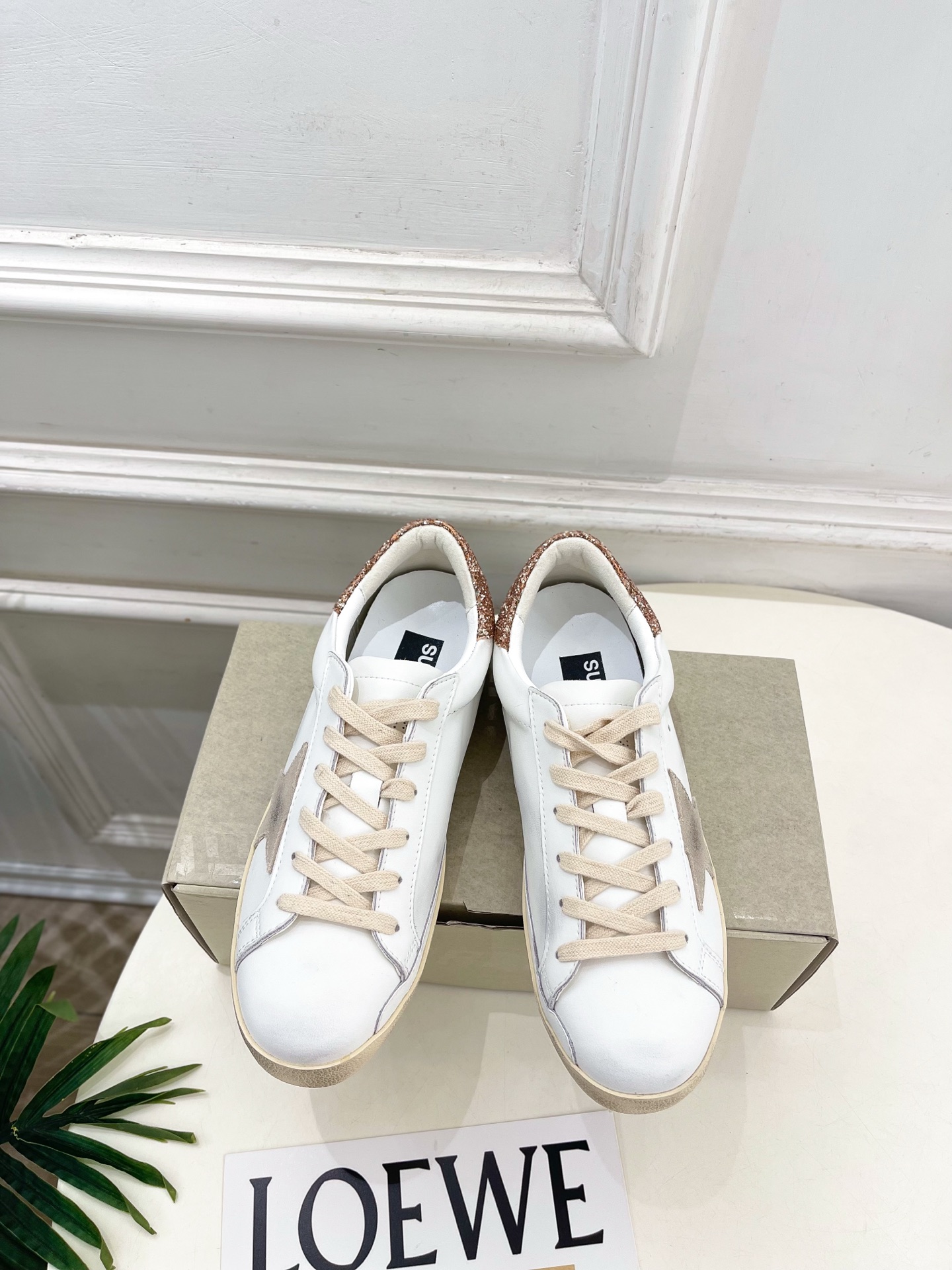 Golden Goose  2026秋冬新品 经典星星做旧情侣款休闲脏脏鞋—————— GGDB作为这两年最受欢迎的设计