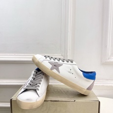 Golden Goose 2026秋冬新品 经典星星做旧情侣款休闲脏脏鞋—————— GGDB作为这两年最受欢迎的设计 Golden Goose 2026秋冬新品 经典星星做旧情侣款休闲脏脏鞋—————— GGDB作为这两年最受欢迎的设计