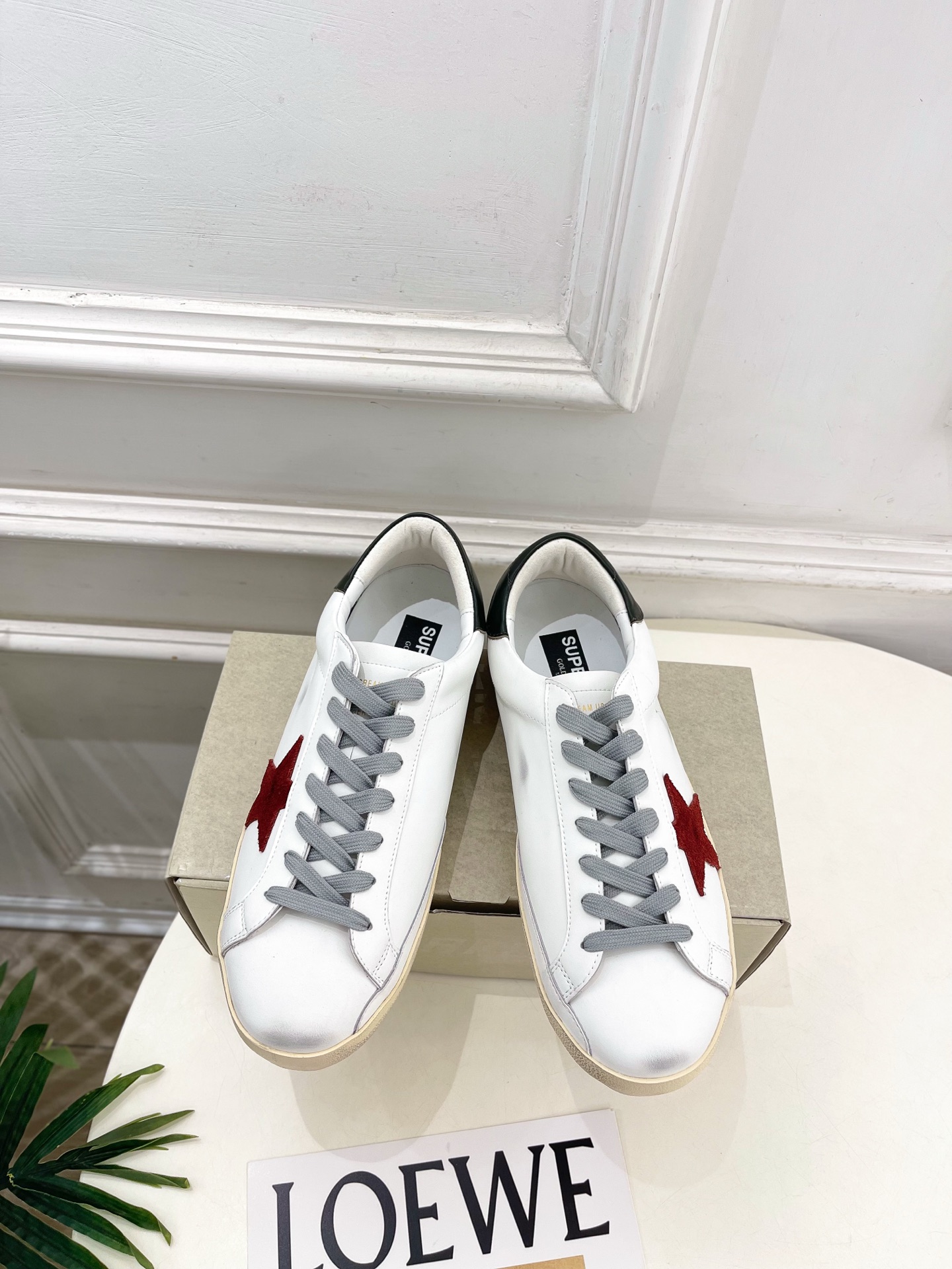 Golden Goose  2026秋冬新品 经典星星做旧情侣款休闲脏脏鞋—————— GGDB作为这两年最受欢迎的设计