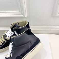 Maison Margiela· 马吉拉26𝐬𝐬 2026春夏新品 马吉拉休闲中帮帆布鞋 绑带德训鞋 ———————— Maison Margiela· 马吉拉26𝐬𝐬 2026春夏新品 马吉拉休闲中帮帆布鞋 绑带德训鞋 ————————