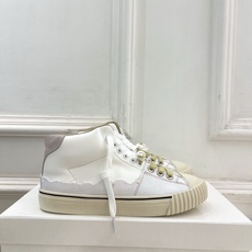 Maison Margiela· 马吉拉26𝐬𝐬 2026春夏新品 马吉拉休闲中帮帆布鞋 绑带德训鞋 ———————— Maison Margiela· 马吉拉26𝐬𝐬 2026春夏新品 马吉拉休闲中帮帆布鞋 绑带德训鞋 ————————