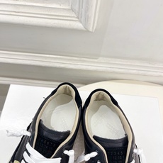Maison Margiela· 马吉拉26𝐬𝐬 2026春夏新品 MM6马吉拉休闲低帮帆布鞋 绑带德训鞋 ————— Maison Margiela· 马吉拉26𝐬𝐬 2026春夏新品 MM6马吉拉休闲低帮帆布鞋 绑带德训鞋 —————