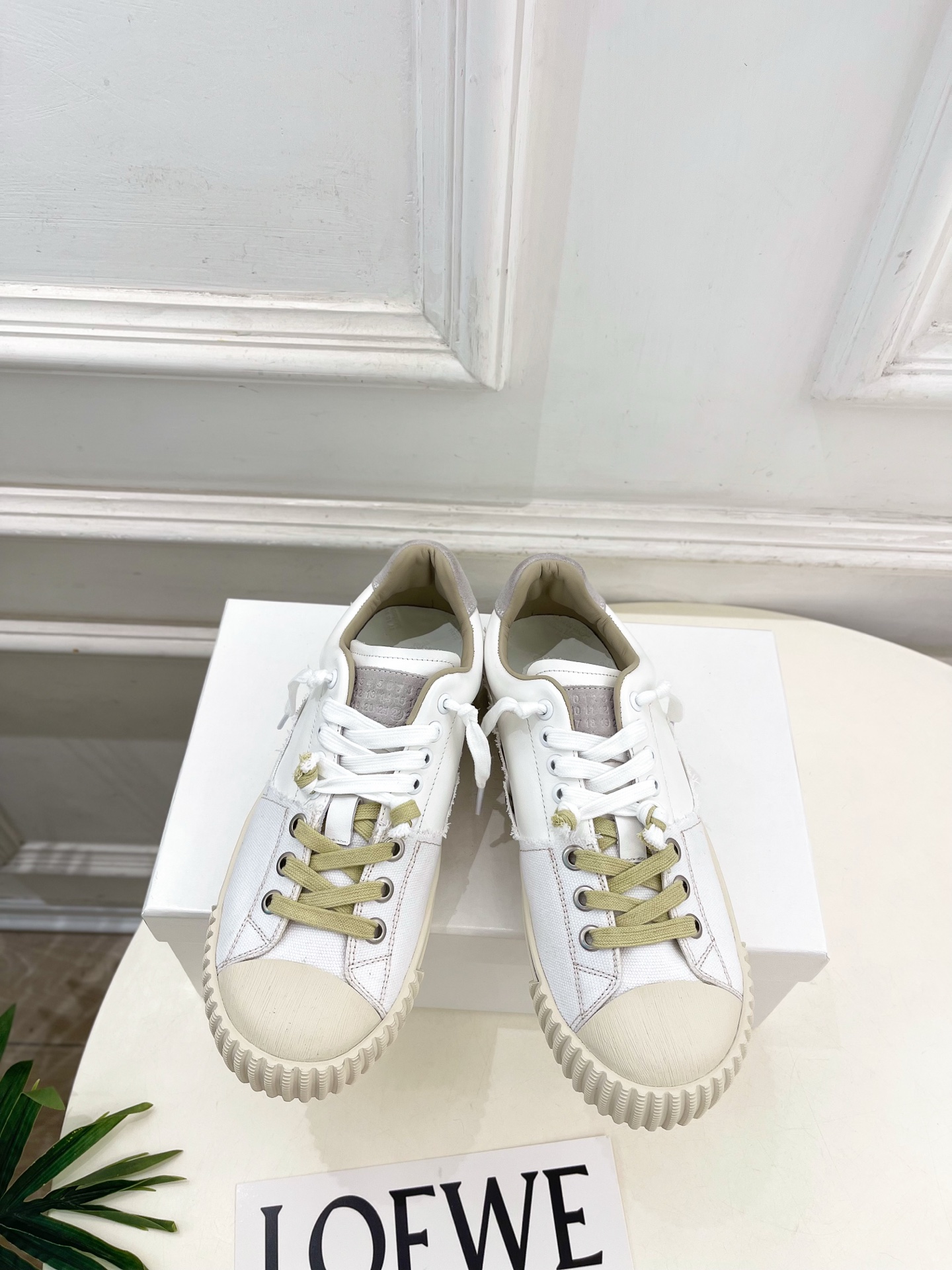 Maison Margiela· 马吉拉26𝐬𝐬  2026春夏新品 MM6马吉拉休闲低帮帆布鞋 绑带德训鞋 —————