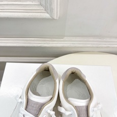 Maison Margiela· 马吉拉26𝐬𝐬 2026春夏新品 MM6马吉拉休闲低帮帆布鞋 绑带德训鞋 ————— Maison Margiela· 马吉拉26𝐬𝐬 2026春夏新品 MM6马吉拉休闲低帮帆布鞋 绑带德训鞋 —————