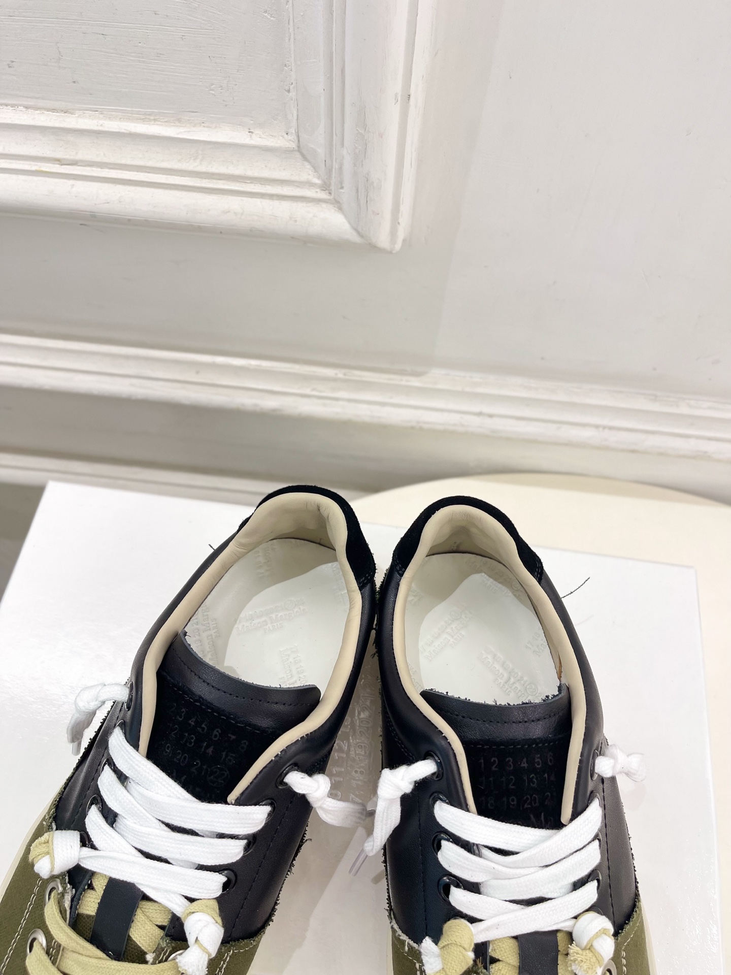 Maison Margiela· 马吉拉26𝐬𝐬  2026春夏新品 MM6马吉拉休闲低帮帆布鞋 绑带德训鞋 —————
