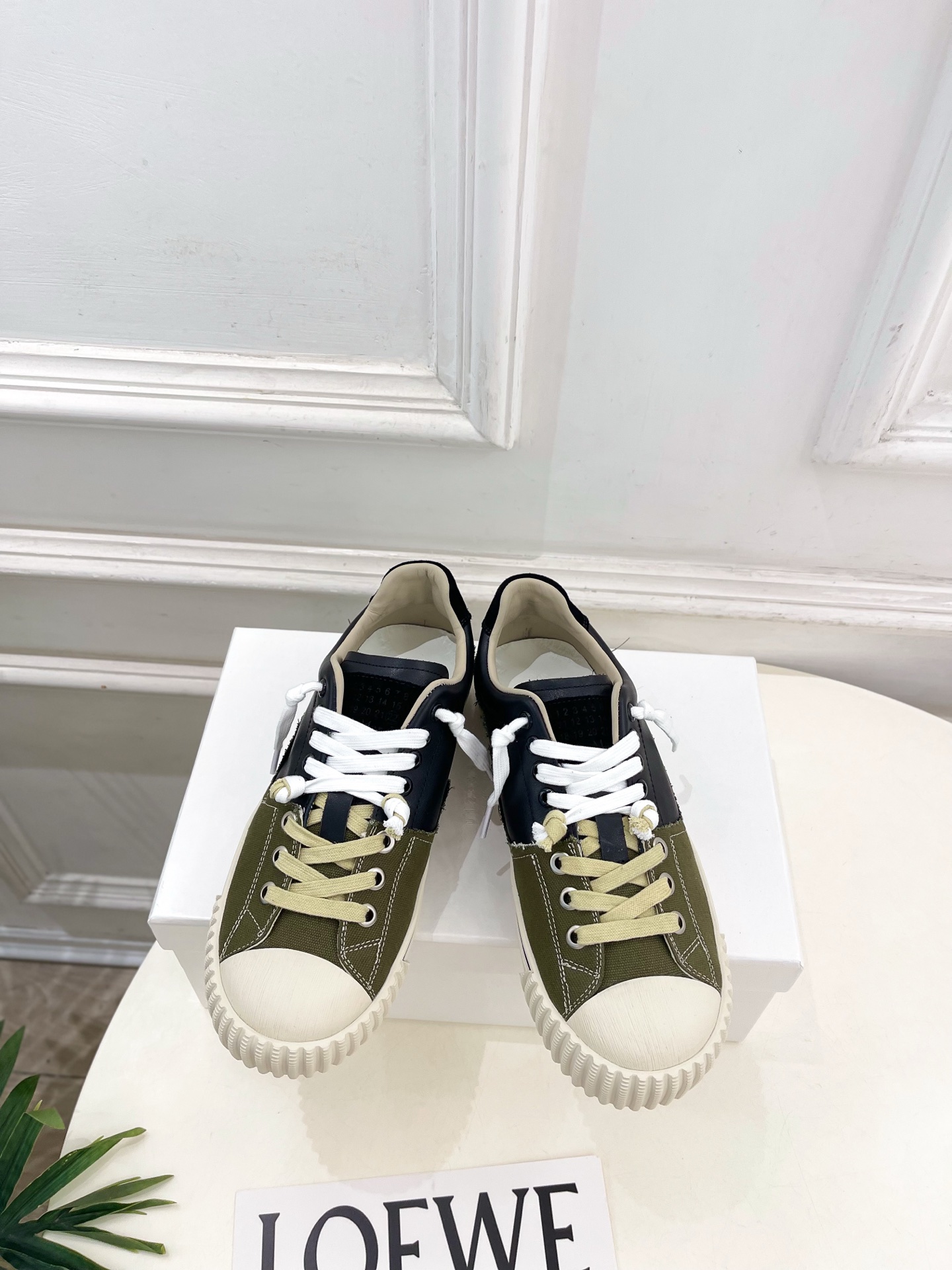 Maison Margiela· 马吉拉26𝐬𝐬  2026春夏新品 MM6马吉拉休闲低帮帆布鞋 绑带德训鞋 —————
