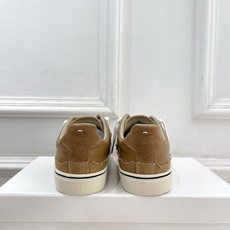 Maison Margiela· 马吉拉26𝐬𝐬 2026春夏新品 MM6马吉拉休闲低帮帆布鞋 绑带德训鞋 ————— Maison Margiela· 马吉拉26𝐬𝐬 2026春夏新品 MM6马吉拉休闲低帮帆布鞋 绑带德训鞋 —————