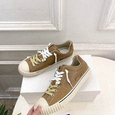 Maison Margiela· 马吉拉26𝐬𝐬 2026春夏新品 MM6马吉拉休闲低帮帆布鞋 绑带德训鞋 ————— Maison Margiela· 马吉拉26𝐬𝐬 2026春夏新品 MM6马吉拉休闲低帮帆布鞋 绑带德训鞋 —————