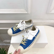 Maison Margiela· 马吉拉26𝐬𝐬 2026春夏新品 MM6马吉拉休闲低帮帆布鞋 绑带德训鞋 ————— Maison Margiela· 马吉拉26𝐬𝐬 2026春夏新品 MM6马吉拉休闲低帮帆布鞋 绑带德训鞋 —————