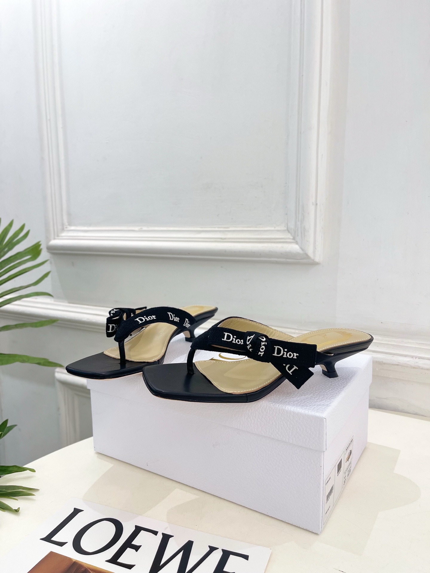 Dior | 迪奥 26𝐬𝐬 🧡💚2026春夏新品 顶级版本⚠️ 专柜主打新款 J'Adior刺绣饰带蝴蝶结猫跟 Dior | 迪奥 26𝐬𝐬 🧡💚2026春夏新品 顶级版本⚠️ 专柜主打新款 J'Adior刺绣饰带蝴蝶结猫跟