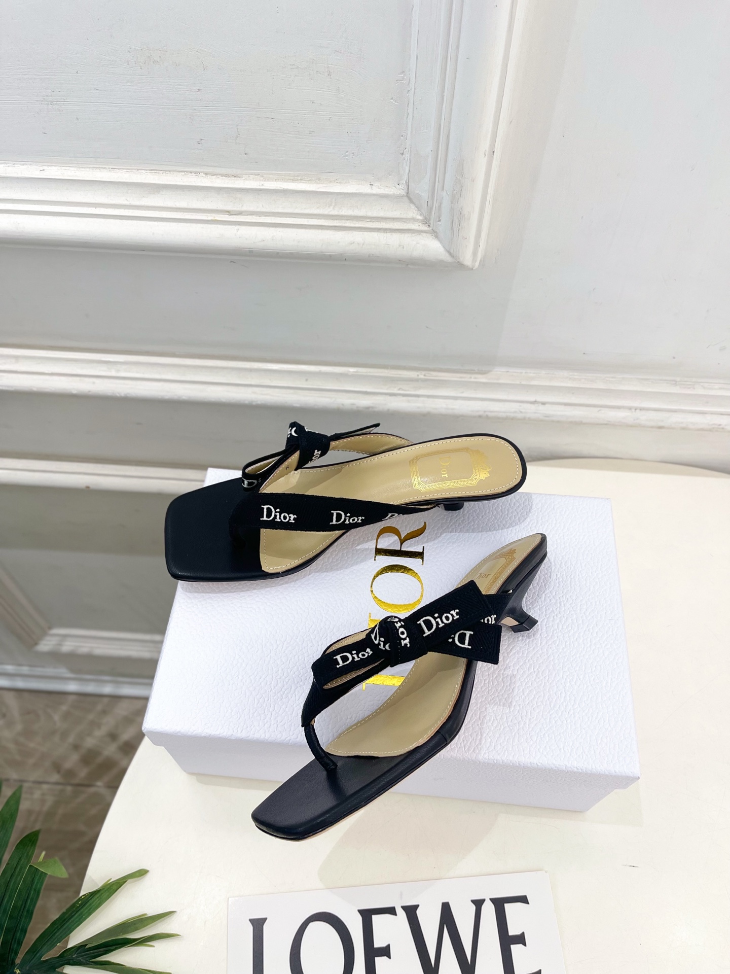 Dior | 迪奥 26𝐬𝐬 🧡💚2026春夏新品 顶级版本⚠️ 专柜主打新款 J'Adior刺绣饰带蝴蝶结猫跟 Dior | 迪奥 26𝐬𝐬 🧡💚2026春夏新品 顶级版本⚠️ 专柜主打新款 J'Adior刺绣饰带蝴蝶结猫跟