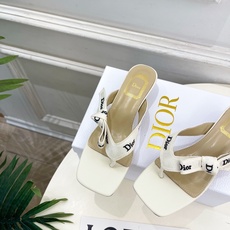 Dior | 迪奥 26𝐬𝐬 🧡💚2026春夏新品 顶级版本⚠️ 专柜主打新款 J'Adior刺绣饰带蝴蝶结猫跟 Dior | 迪奥 26𝐬𝐬 🧡💚2026春夏新品 顶级版本⚠️ 专柜主打新款 J'Adior刺绣饰带蝴蝶结猫跟