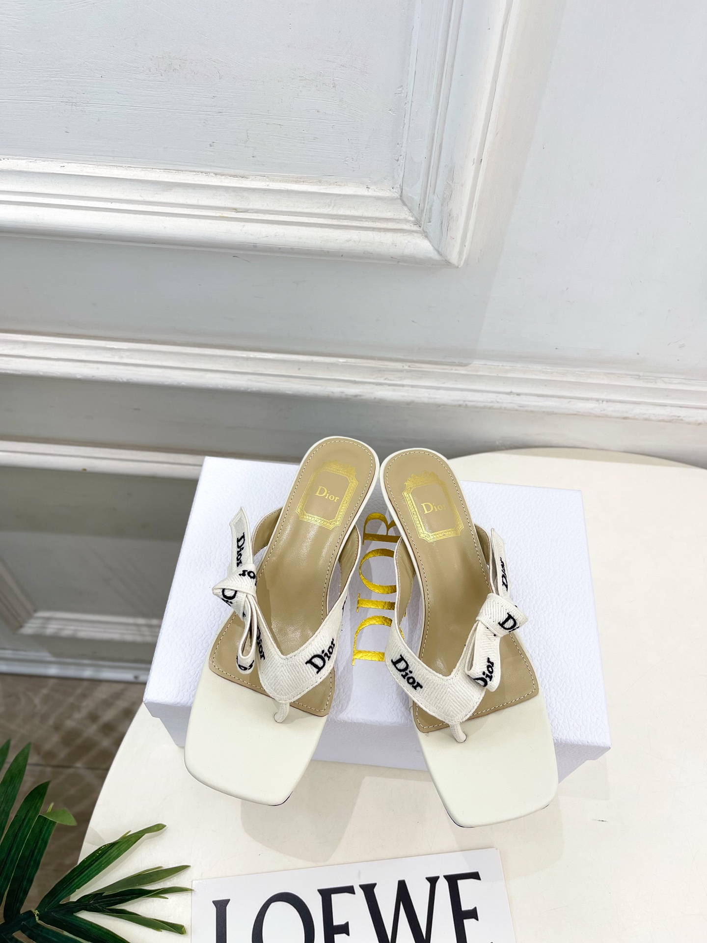 Dior | 迪奥 26𝐬𝐬 🧡💚2026春夏新品 顶级版本⚠️ 专柜主打新款 J'Adior刺绣饰带蝴蝶结猫跟 Dior | 迪奥 26𝐬𝐬 🧡💚2026春夏新品 顶级版本⚠️ 专柜主打新款 J'Adior刺绣饰带蝴蝶结猫跟