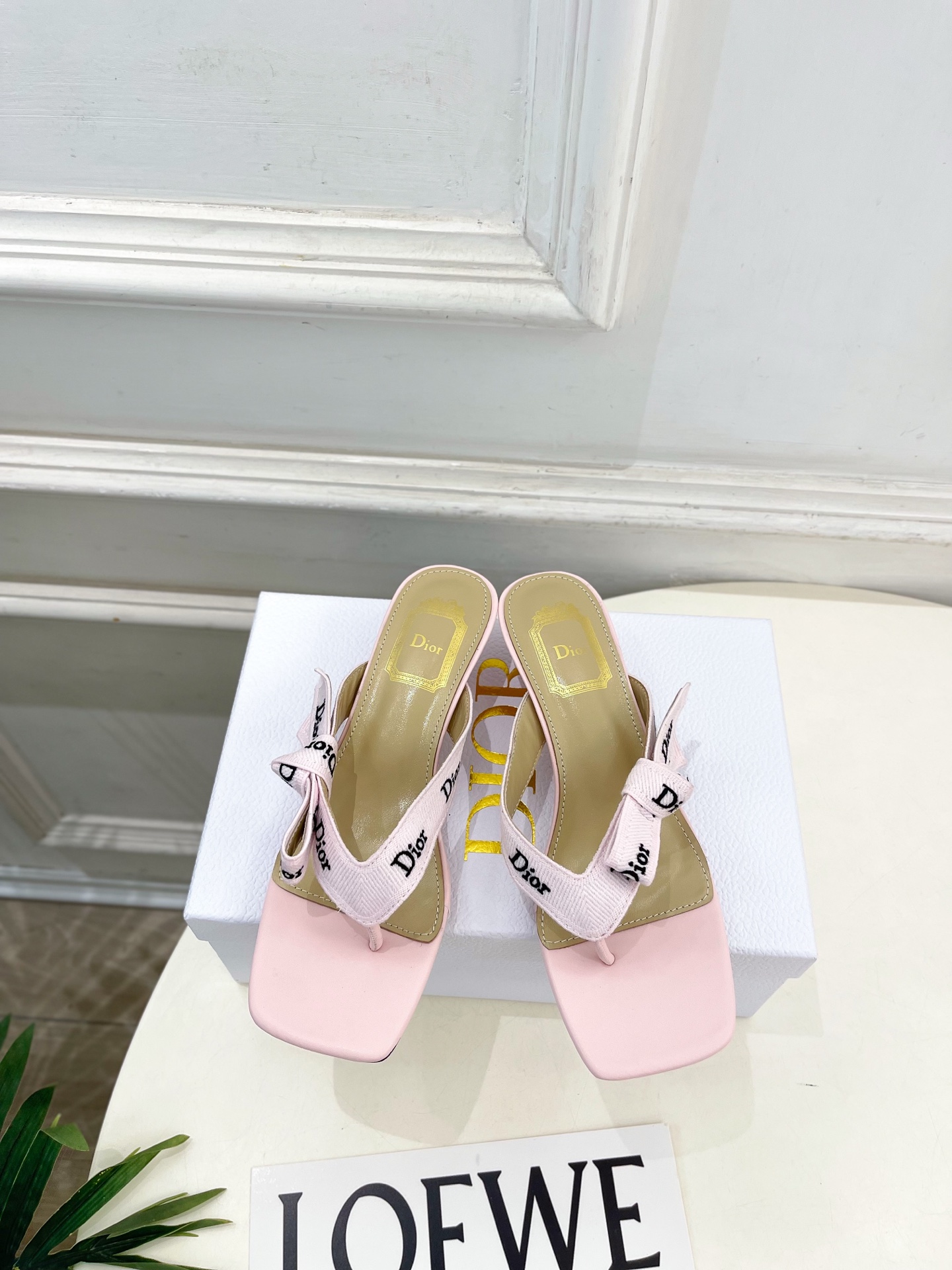 Dior | 迪奥 26𝐬𝐬 🧡💚2026春夏新品 顶级版本⚠️ 专柜主打新款 J'Adior刺绣饰带蝴蝶结猫跟 Dior | 迪奥 26𝐬𝐬 🧡💚2026春夏新品 顶级版本⚠️ 专柜主打新款 J'Adior刺绣饰带蝴蝶结猫跟