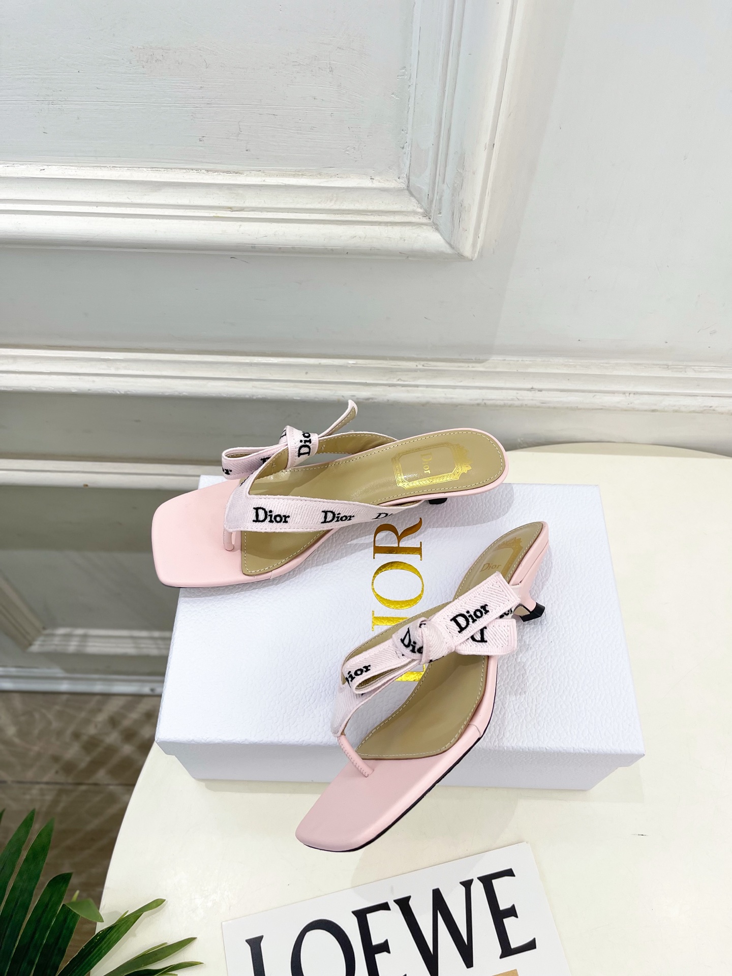 Dior | 迪奥 26𝐬𝐬 🧡💚2026春夏新品 顶级版本⚠️ 专柜主打新款 J'Adior刺绣饰带蝴蝶结猫跟 Dior | 迪奥 26𝐬𝐬 🧡💚2026春夏新品 顶级版本⚠️ 专柜主打新款 J'Adior刺绣饰带蝴蝶结猫跟