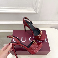 Gucci | 古驰 26𝐬𝐬 ⭐️ G家 主打系列终于面世,狠货值得期待!原有的经典 创造新设计 ✨ ❥2026 Gucci | 古驰 26𝐬𝐬 ⭐️ G家 主打系列终于面世,狠货值得期待!原有的经典 创造新设计 ✨ ❥2026