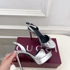 Gucci | 古驰 26𝐬𝐬 ⭐️ G家 主打系列终于面世,狠货值得期待!原有的经典 创造新设计 ✨ ❥2026 Gucci | 古驰 26𝐬𝐬 ⭐️ G家 主打系列终于面世,狠货值得期待!原有的经典 创造新设计 ✨ ❥2026