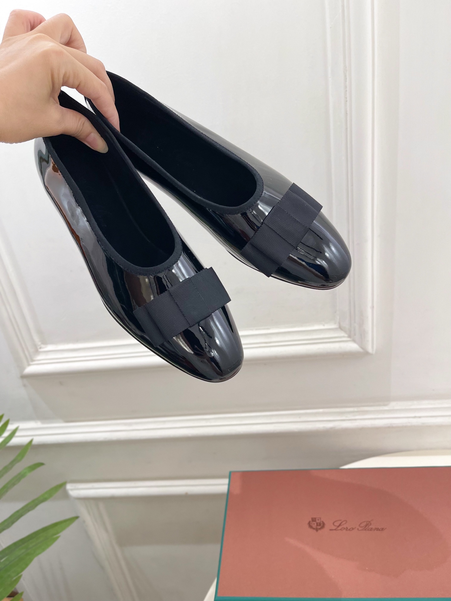 Loro Piana 乐悠翩雅 26𝐬𝐬 🌸 2026春夏新品 代购级别 LP蝴蝶结平底芭蕾鞋 ————————— LP Loro Piana 乐悠翩雅 26𝐬𝐬 🌸 2026春夏新品 代购级别 LP蝴蝶结平底芭蕾鞋 ————————— LP