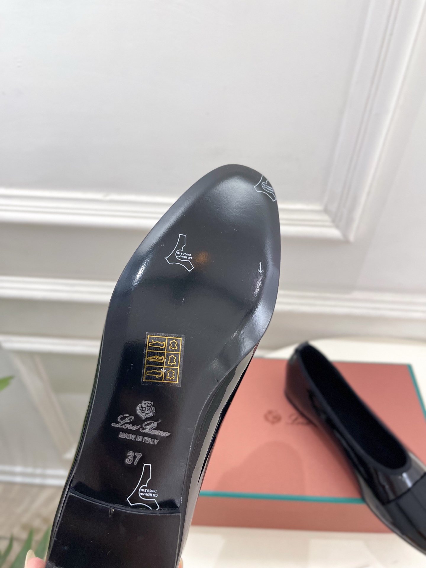 Loro Piana 乐悠翩雅 26𝐬𝐬 🌸 2026春夏新品 代购级别 LP蝴蝶结平底芭蕾鞋 ————————— LP Loro Piana 乐悠翩雅 26𝐬𝐬 🌸 2026春夏新品 代购级别 LP蝴蝶结平底芭蕾鞋 ————————— LP