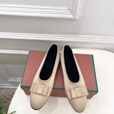 Loro Piana 乐悠翩雅 26𝐬𝐬 🌸 2026春夏新品 代购级别 LP蝴蝶结平底芭蕾鞋 ————————— LP Loro Piana 乐悠翩雅 26𝐬𝐬 🌸 2026春夏新品 代购级别 LP蝴蝶结平底芭蕾鞋 ————————— LP