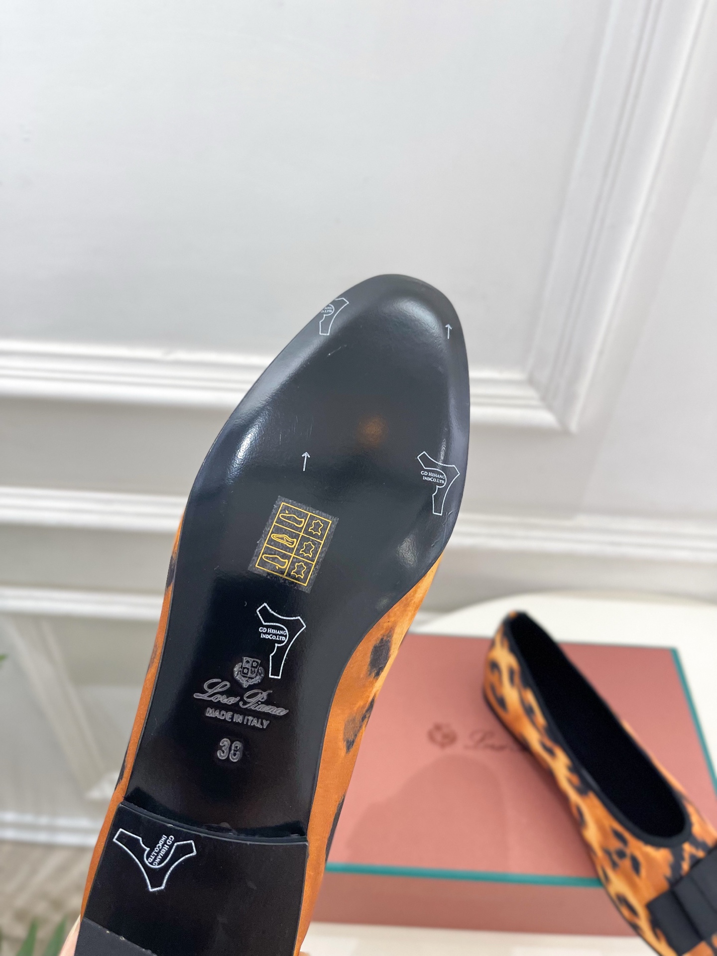 Loro Piana 乐悠翩雅 26𝐬𝐬 🌸 2026春夏新品 代购级别 LP蝴蝶结平底芭蕾鞋 ————————— LP Loro Piana 乐悠翩雅 26𝐬𝐬 🌸 2026春夏新品 代购级别 LP蝴蝶结平底芭蕾鞋 ————————— LP